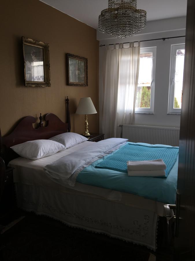 Apartment Nesti In Pristina Kosovo Екстер'єр фото