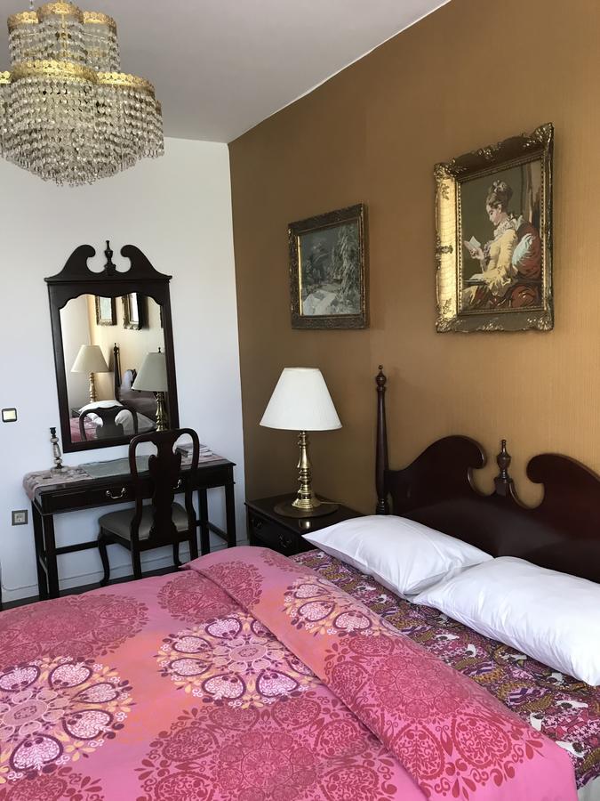 Apartment Nesti In Pristina Kosovo Екстер'єр фото