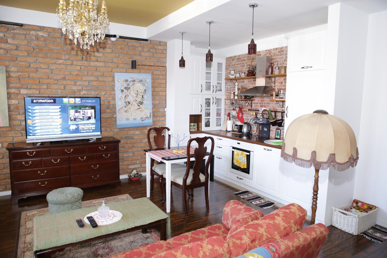 Apartment Nesti In Pristina Kosovo Екстер'єр фото